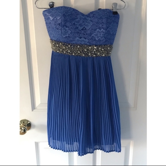 Juniors size 3 My Michelle Periwinkle blue for - Picture 2 of 5
